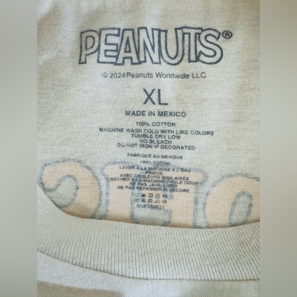 PEANUTS Tropical Beach Club Tee Size XL NWOT - Picture 7 of 9
